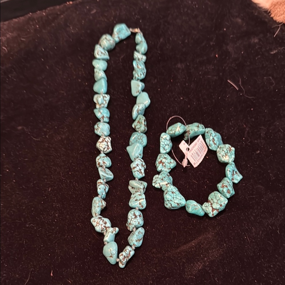 “Turquoise”Stone Necklace and Bracelet Set
